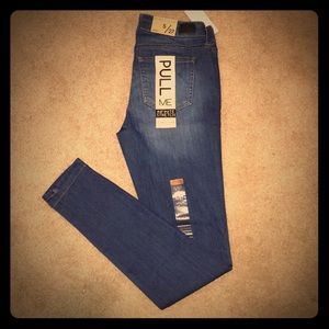 NWT Skinny Jeans